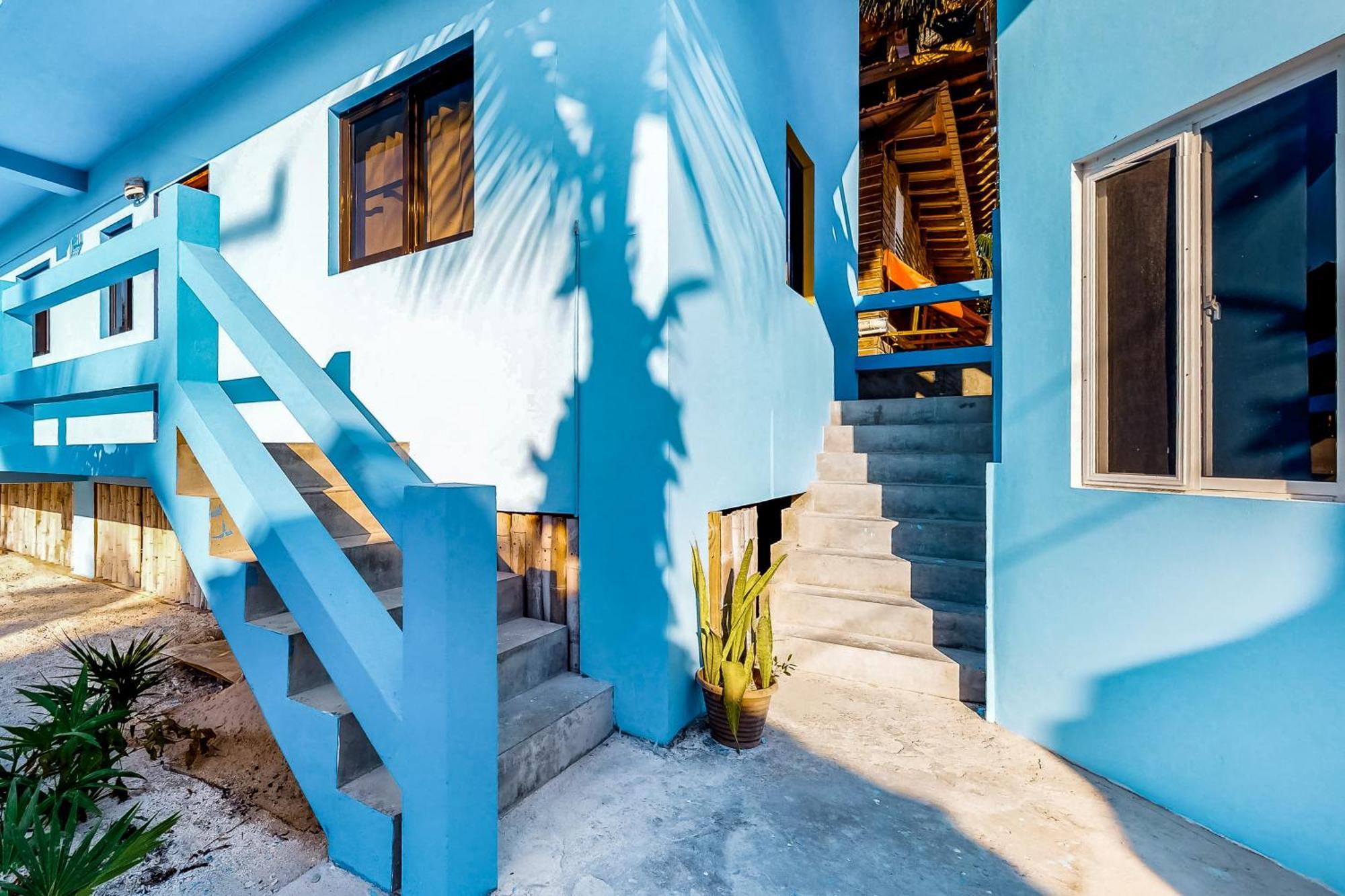 Mayan Falls Caye Caulker Bilik gambar