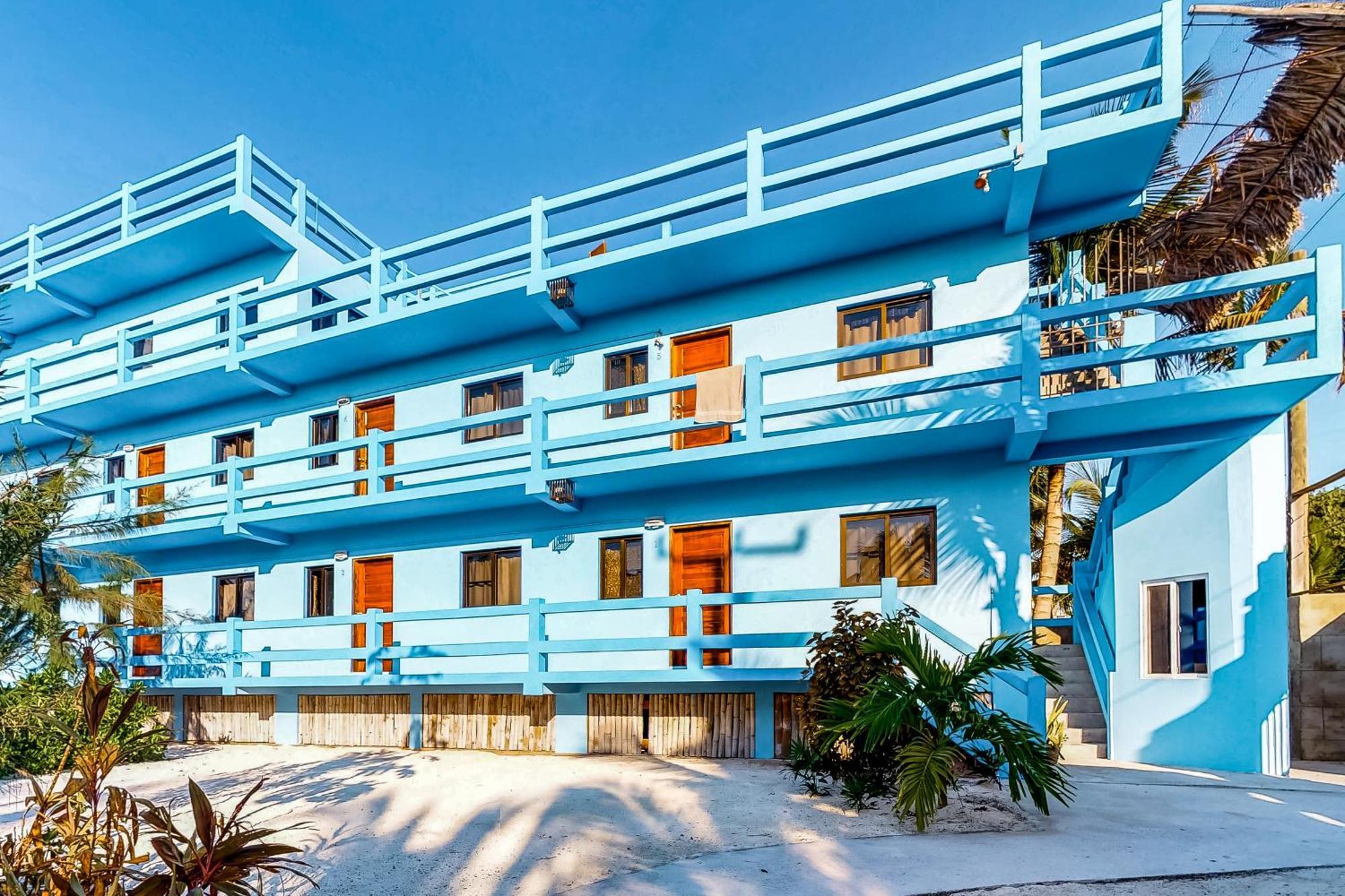 Mayan Falls Caye Caulker Bilik gambar